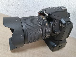 Cámara Nikon D5300 con objetivos