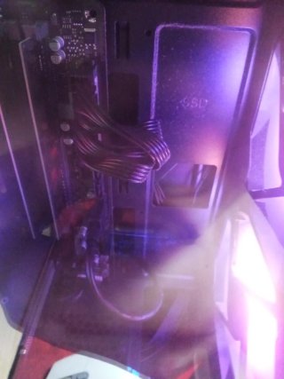 Caja de PC Gaming con RGB
