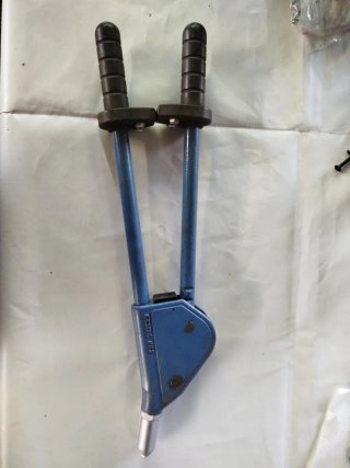 Remachadora Gesipa HN2