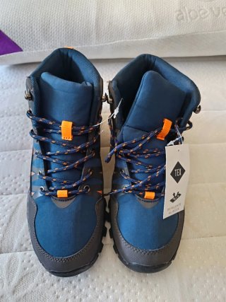 Botas Montaña Senderismo
