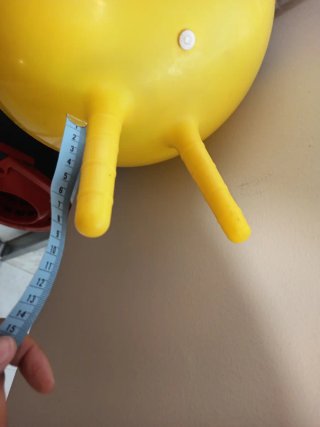 Pelota saltarina amarilla