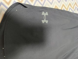 UNDER ARMOUR