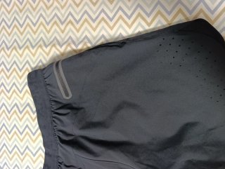 UNDER ARMOUR