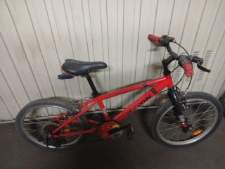 Bicicleta Infantil Roja BTWIN