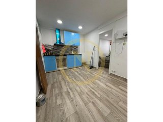 Piso en venta en Les Planes en Hospitalet de Llobregat, L´