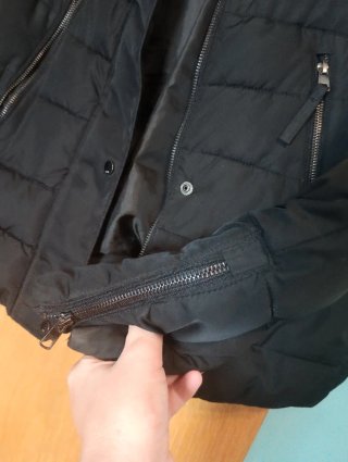 Chaquetón negro acolchado