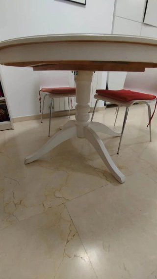 Mesa redonda extensible blanca