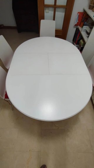 Mesa redonda extensible blanca