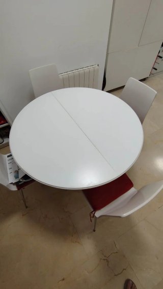 Mesa redonda extensible blanca