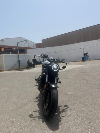 Yamaha XSR 700 Negra
