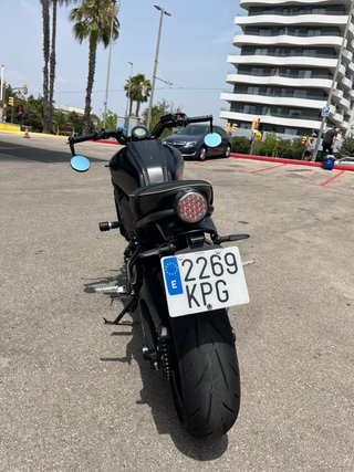 Yamaha XSR 700 Negra