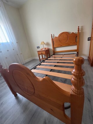 Habitación de madera, buen estado