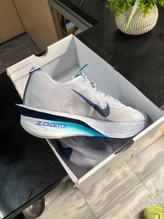 Nike ZoomX Vaporfly Next% 4 Talla 38.5