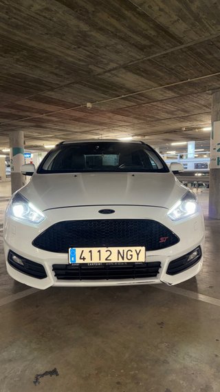 Ford Focus ST 2016 2.0 EcoBoost, muy cuidado