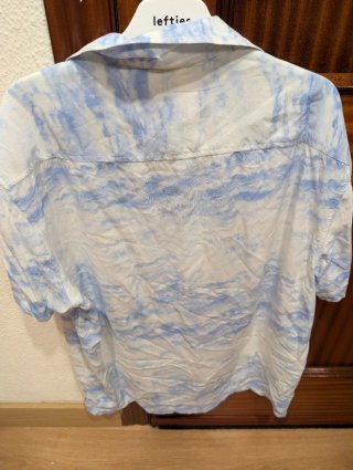 Camisa Primark Talla M Estampado Azul y Blanco