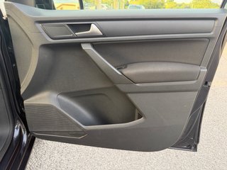 Volkswagen Caddy 2.0 TDI 102 cv 2016 7 PLAZAS