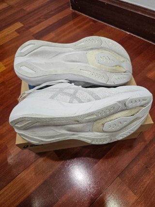Asics Novablast 6 Blancas