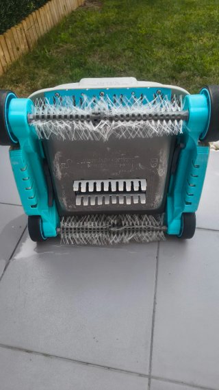 Limpiafondos Intex ZX300