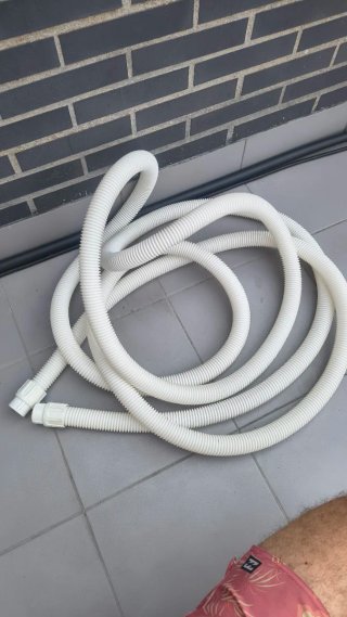 Limpiafondos Intex ZX300