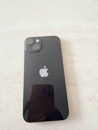 iPhone 14 azul marino