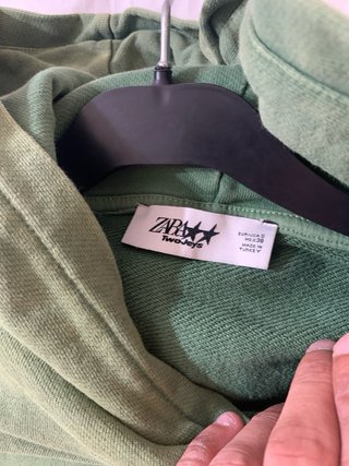 Sudadera Twojeys x Zara