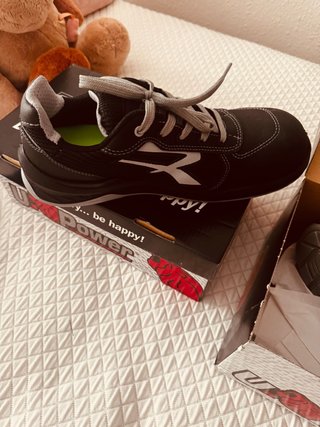 Zapatos de seguridad U-Power negros