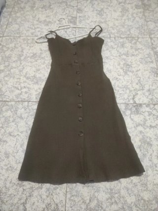Vestido de verano verde oliva