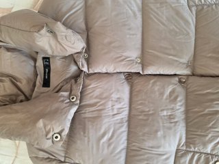 Chaqueta de plumas beige