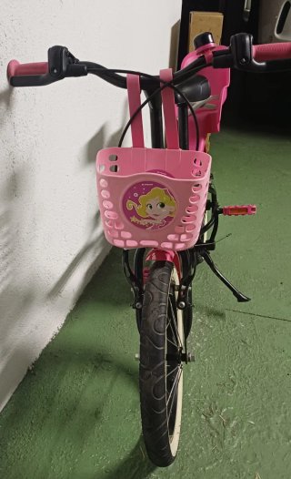 Bici infantil B'TWIN rosa y negra
