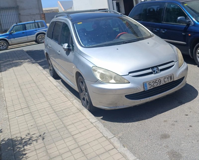 Peugeot 307 2004 - foto 1