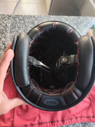 Casco Jet Bell Blanco y Negro