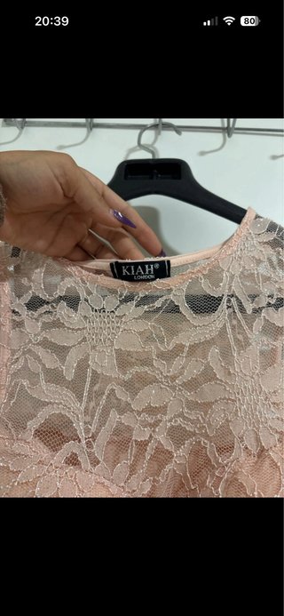 Vestido elegante rosa encaje