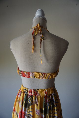 Vestido bohemio floral amarillo
