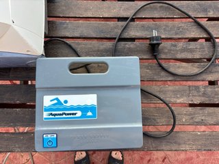Unidad de control AquaPower para robot piscina