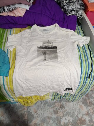 Pack de ropa , se puede combinar con otras prendas