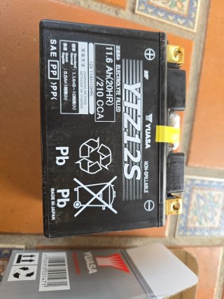 Batería Salicru UBT 12 7 12V 7Ah