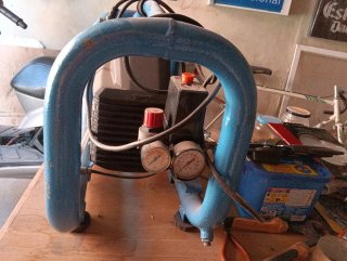 Solo venta en personaCompresor de aire pintuc AIR