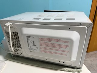 Microondas blanco