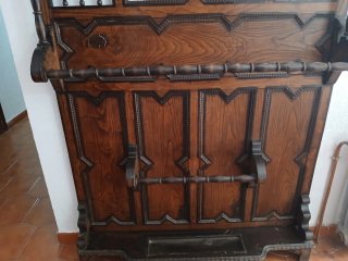 Recibidor antiguo de madera
