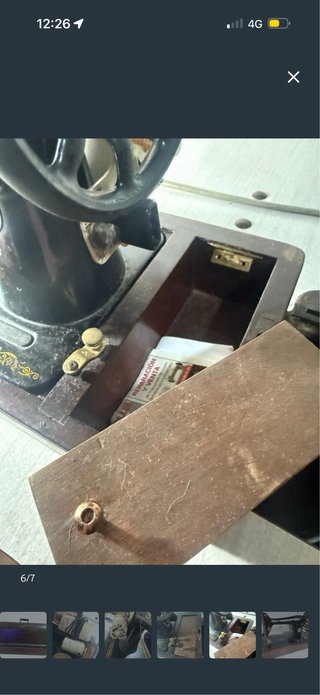 Máquina de coser Singer antigua