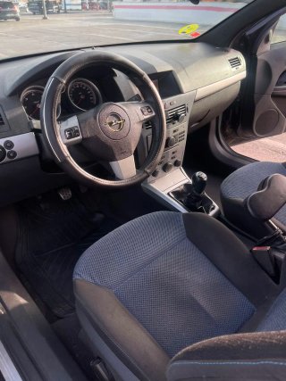 Opel Astra 2007 ETIQUETA B
