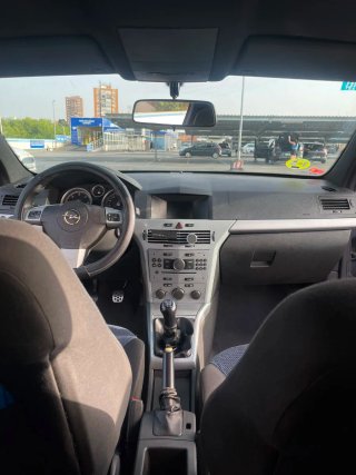 Opel Astra 2007 ETIQUETA B