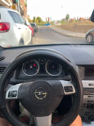 Opel Astra 2007 ETIQUETA B