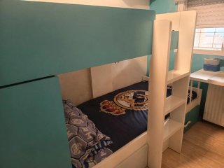 Cama doble en tren mas Escritorio infantil blanco