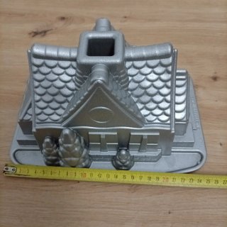 Molde Nordic Ware Casa Jengibre 25cm