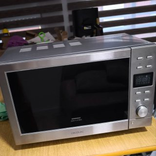 Cecotec Microondas Digital GrandHeat 2000