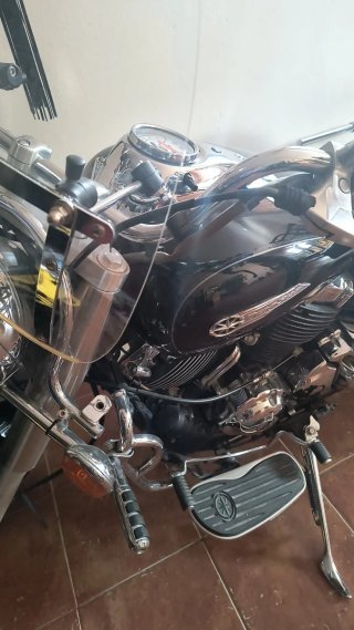 Yamaha Drag Star XVS650 Negra