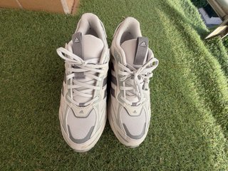 Zapatillas Adidas SPIRITAIN 2000 - Talla 46