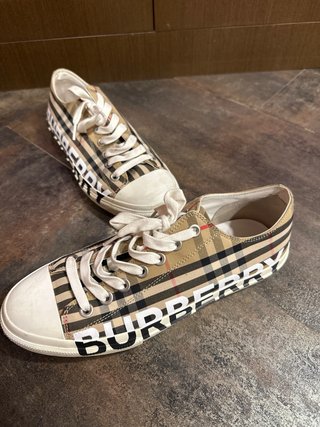 Tenis Burberry Originales (unisex)Beige Multicolor