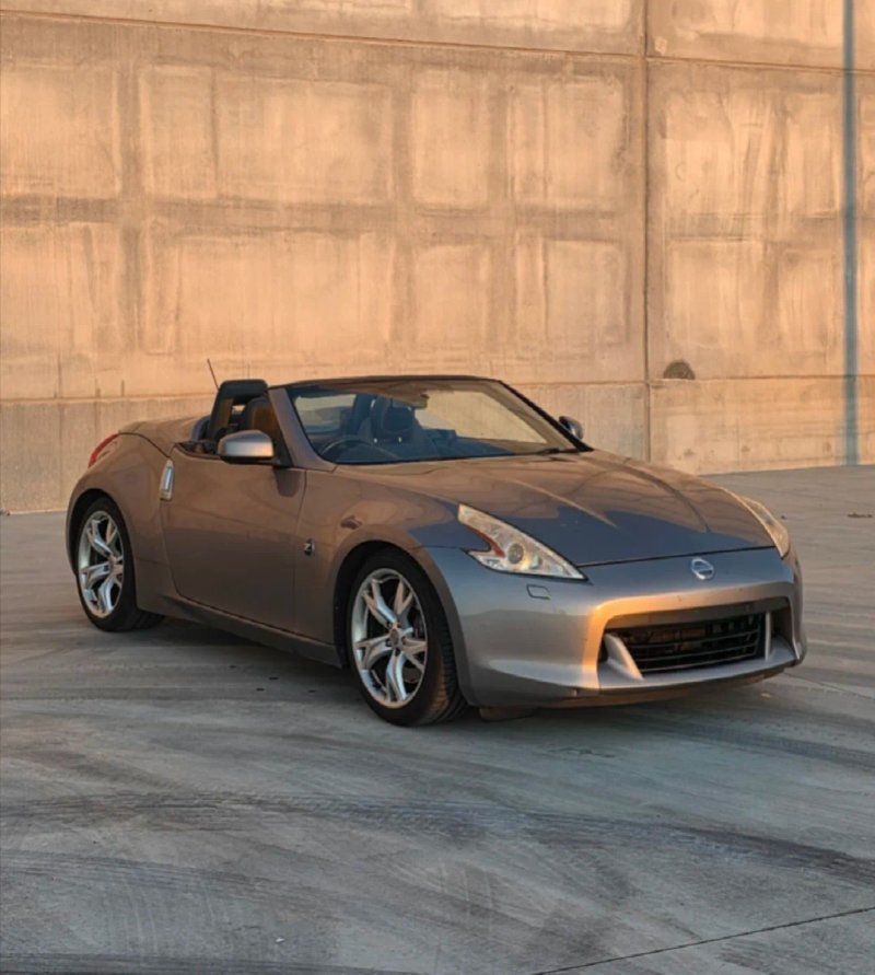Nissan 370Z 2010 - foto 1